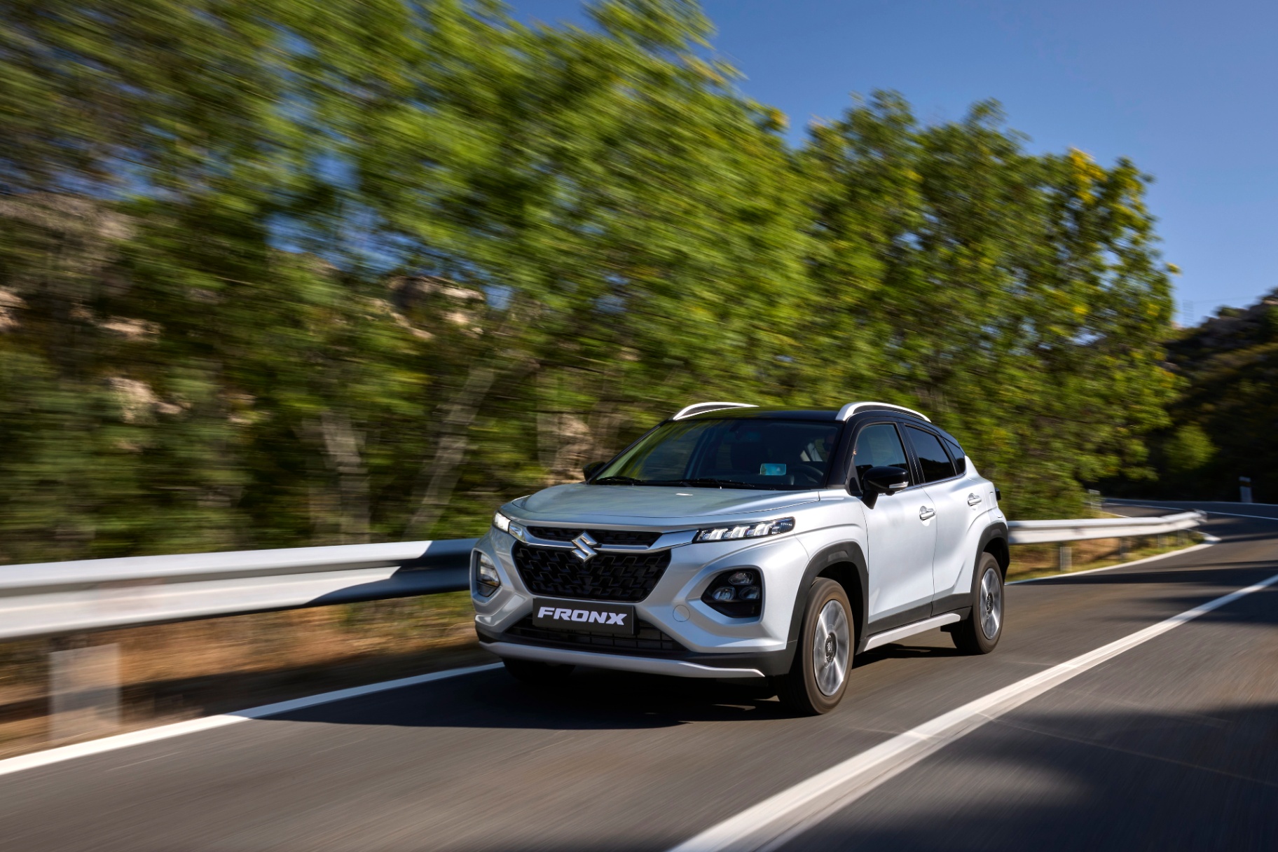 Suzuki Fronx — أثناء القيادة