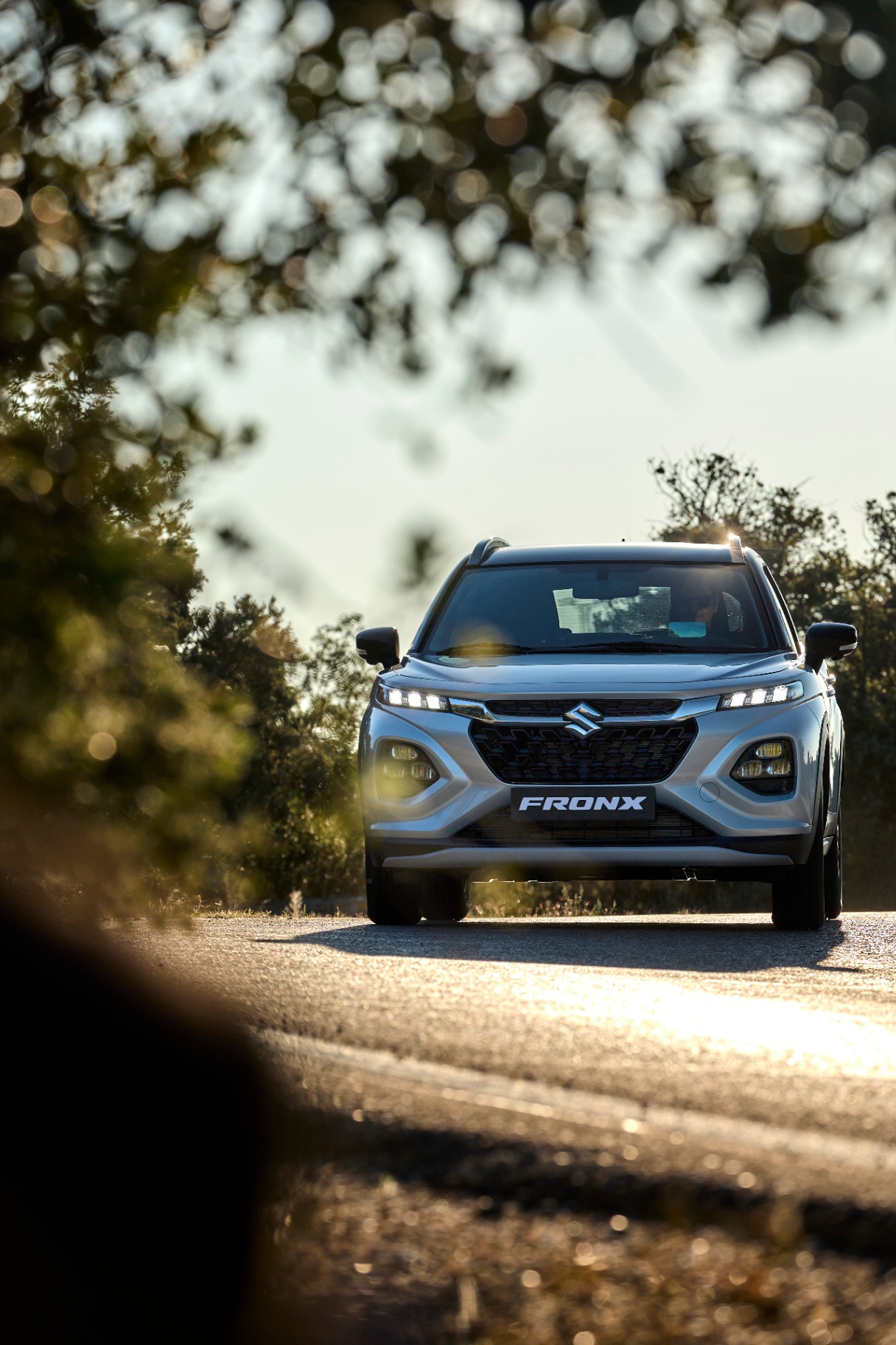 Suzuki Fronx — المصابيح الأمامية LED